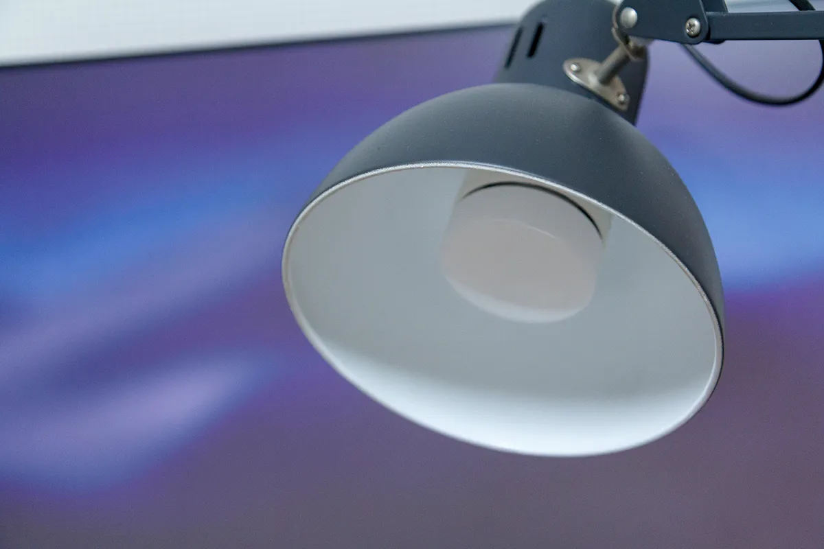 LIFX 전구와 IKEA Tertial